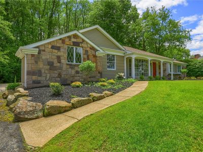 9 Victoria Dr, New Castle, PA, 16105