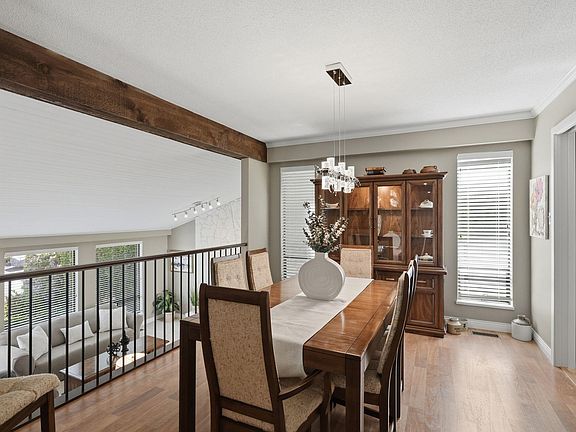 3rd image of 6723 Northview Pl