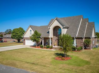3 River Road Dr W, Mayflower, AR 72106