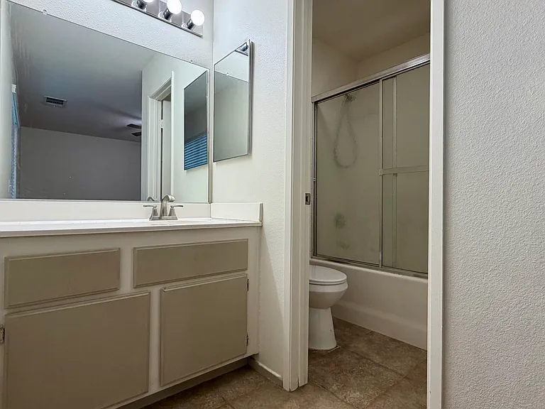 67883 Hacienda Ave — Photo 9