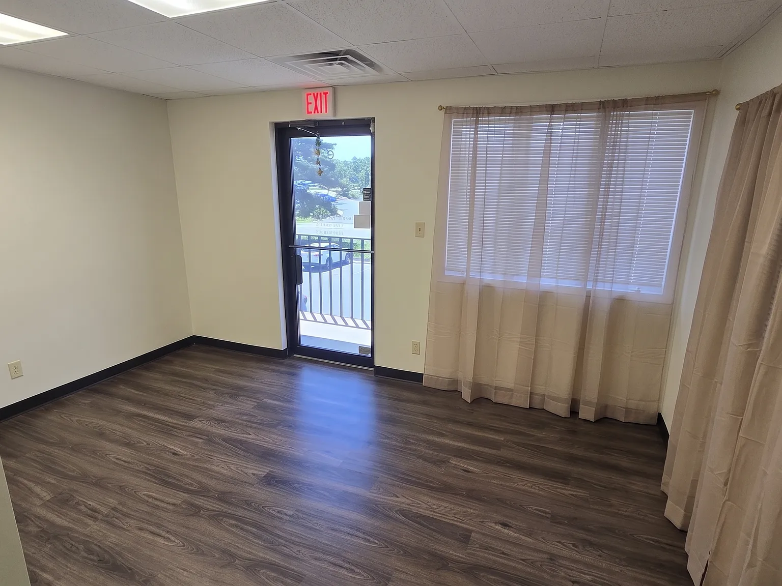 815 Office Park Road - #09 — Photo 2
