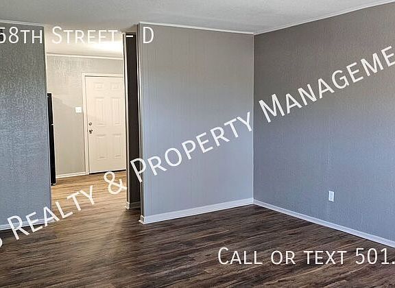2nd image of 2508 W 58th St #D