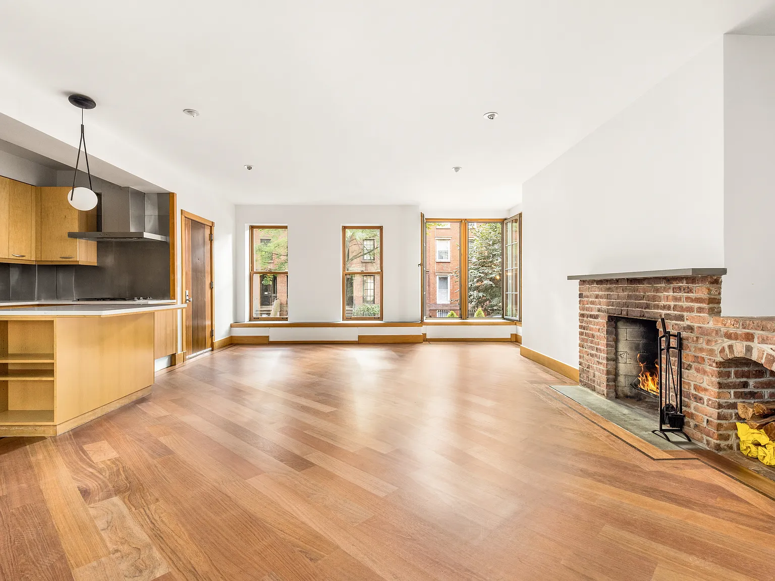 237 Cumberland Street — Photo 1