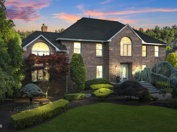 25 Shira Lane, Manalapan, NJ 07726