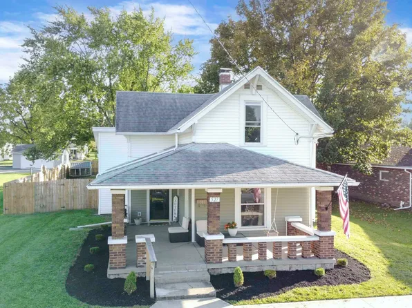 527 W South St, Winchester, IN 47394