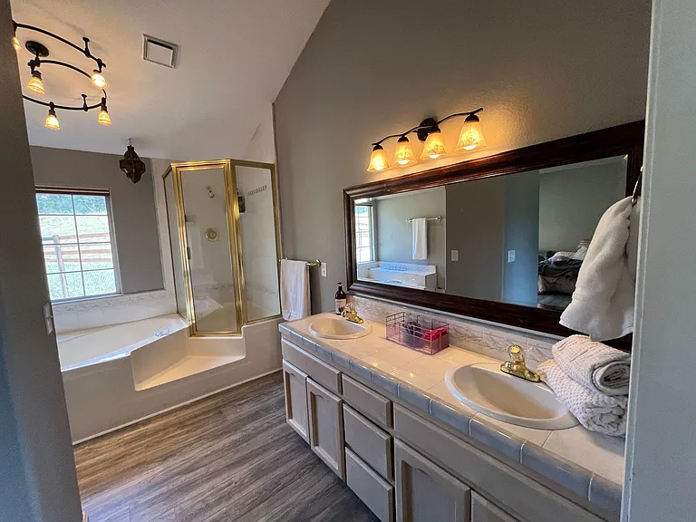 8957 Knobhill Cir — Photo 23
