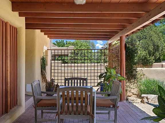3rd image of 836 Don Cubero Ave