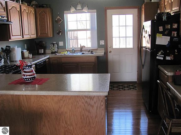 5th image of 2492 W Branch Dr #1
