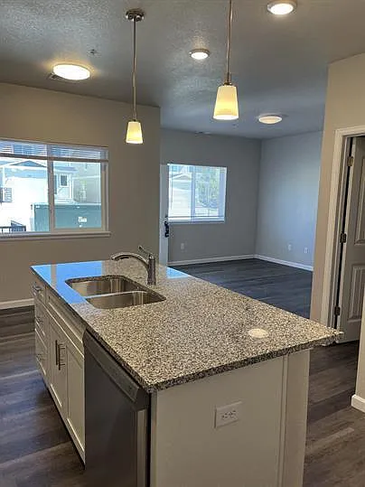 1441 Richard Martin Drive - 101 — Photo 2