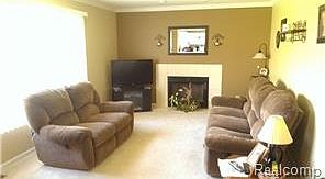 2nd image of 47511 Belmont Dr
