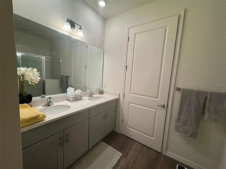 2615 Kinsale Ln — Photo 12