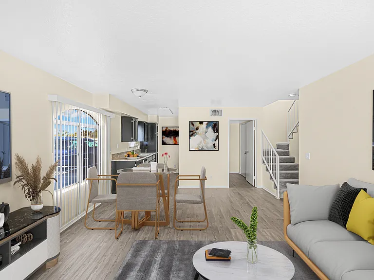 1241 E Avenue R #C — Photo 1