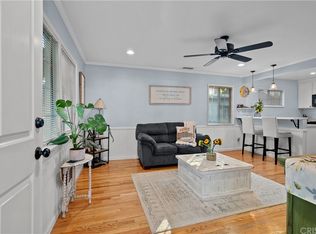 10415 Scoville Ave, Sunland, CA 91040