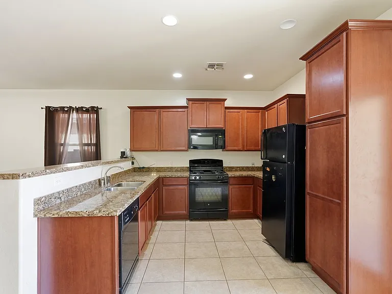 6737 S Cut Bow Dr — Photo 9