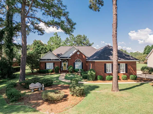 1107 River Pointe Dr, Albany, GA 31701