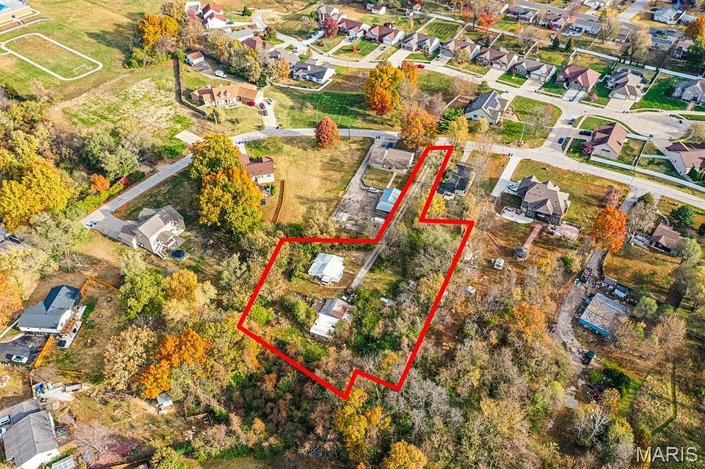 401 Blanche Dr photo 1