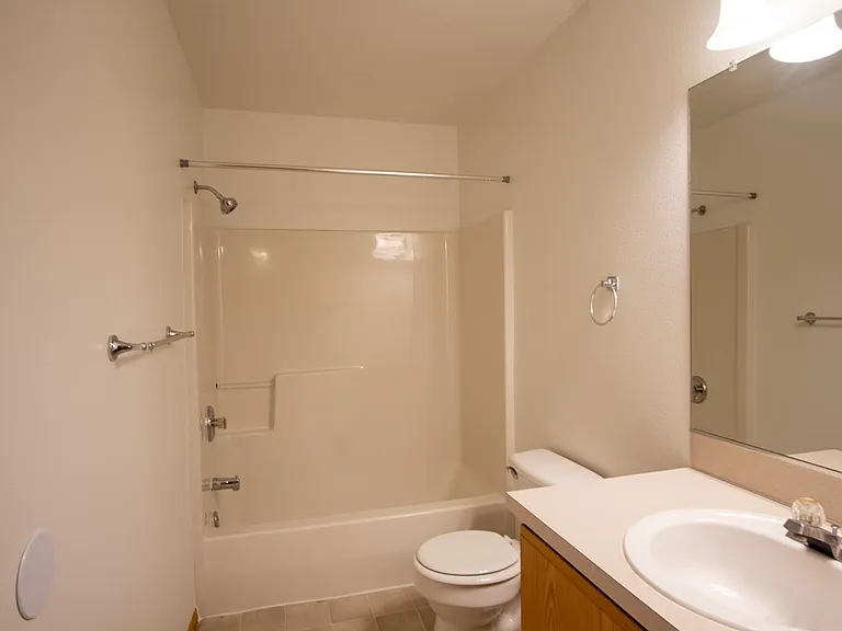 2891 SE Division St #6 — Photo 9
