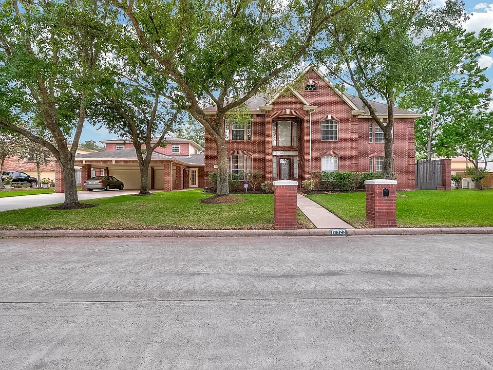 17323 Jackson Pines Dr
