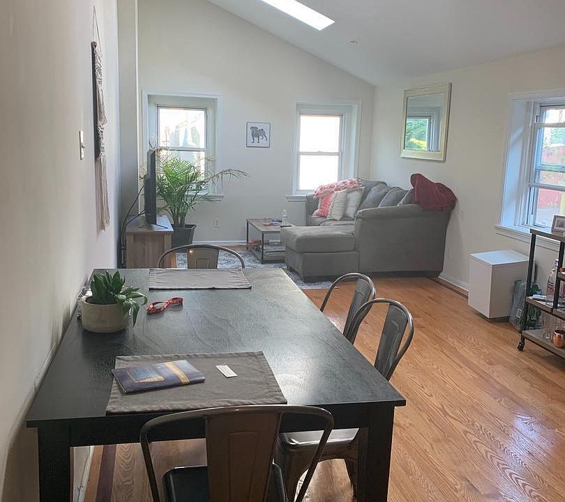 1st image of 309 S 12th St #3