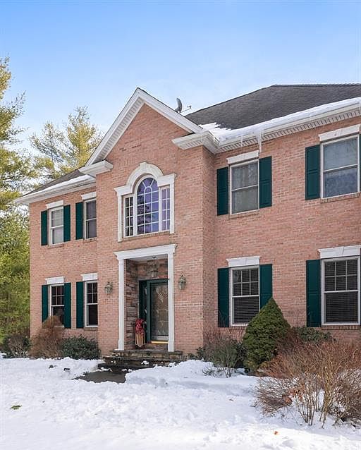 1st image of 2 Saint Josephs Way