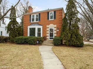 7101 N Ionia Ave, Chicago, IL