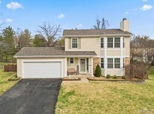 8 Westglen Ct, Saint Peters, MO 63376