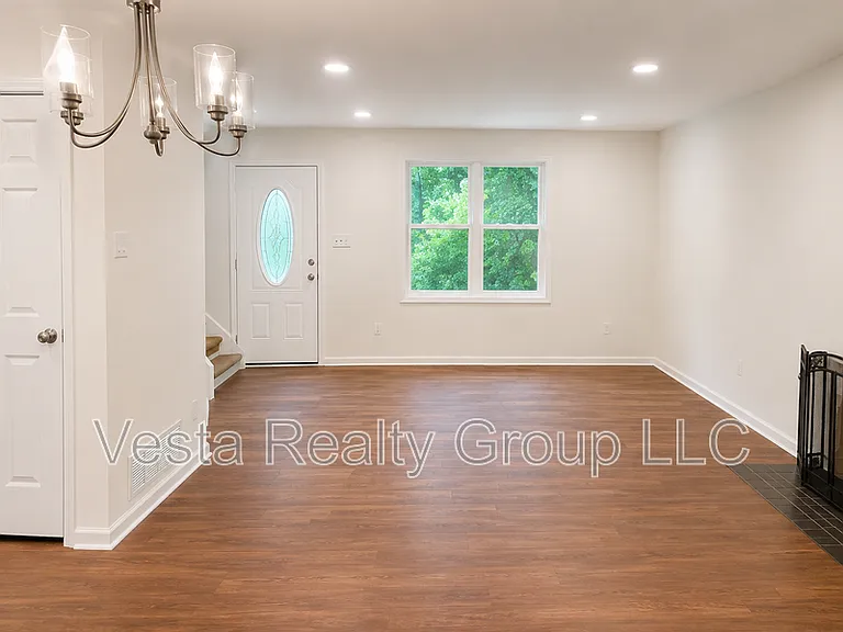 110 Thomas Trl — Photo 6