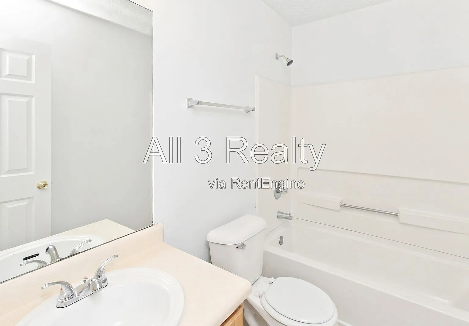 3 bed, 2.0 bath, 1506 sqft, $1,695 — Photo 2