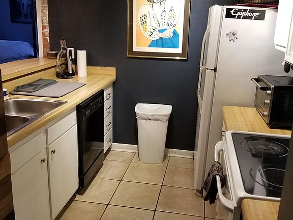 4th image of 2800 Steamship Cir APT 3C