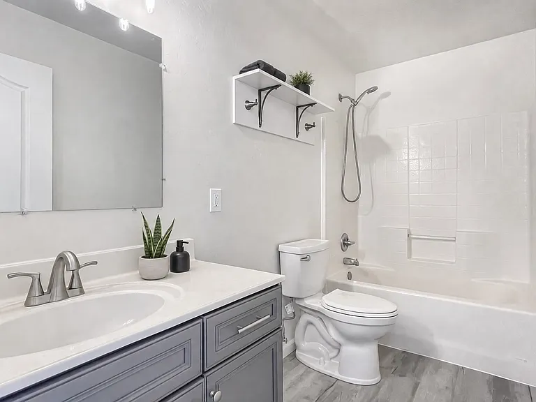 701 Campbell St #C — Photo 7