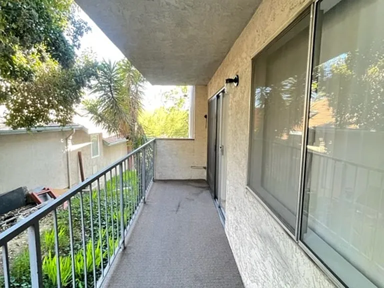 1750 Gillette Cres — Photo 26