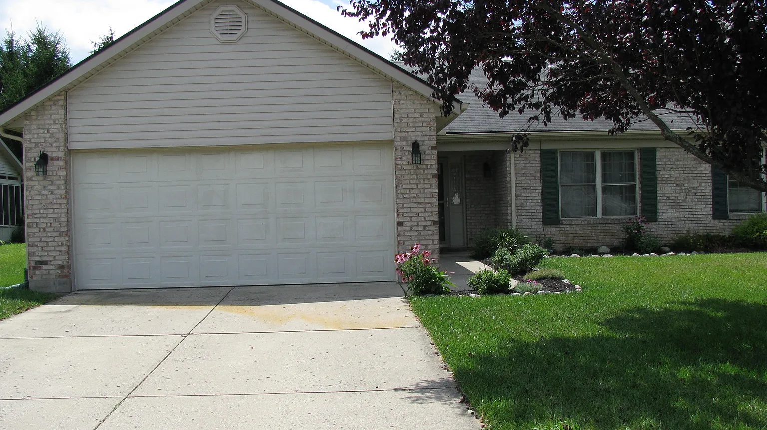 134 Warner Dr photo 1