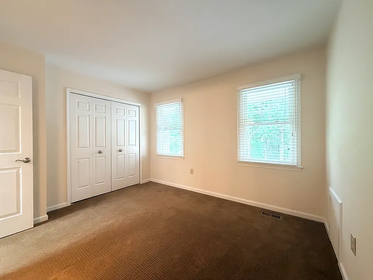 7418 Crestberry Ln — Photo 41