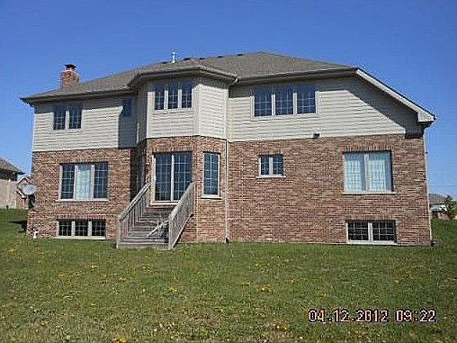 2nd image of 7903 Pineview Ln