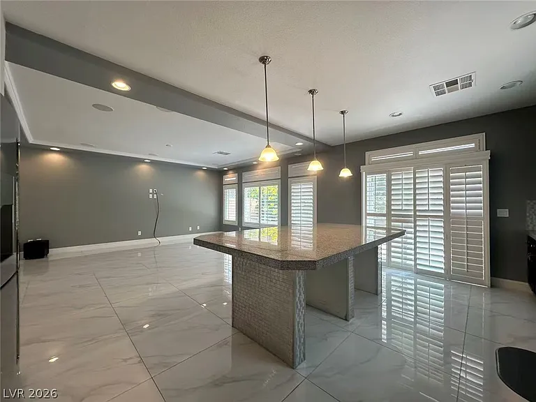 5937 Gordon Creek Ave — Photo 8