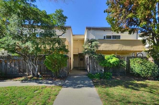 1st image of 1577 Maurice Ln APT 1