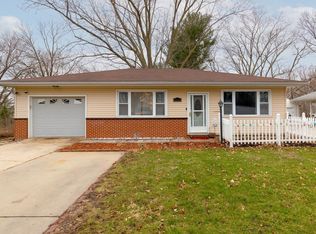 3278 Hammond Ave, Waterloo, IA 50702