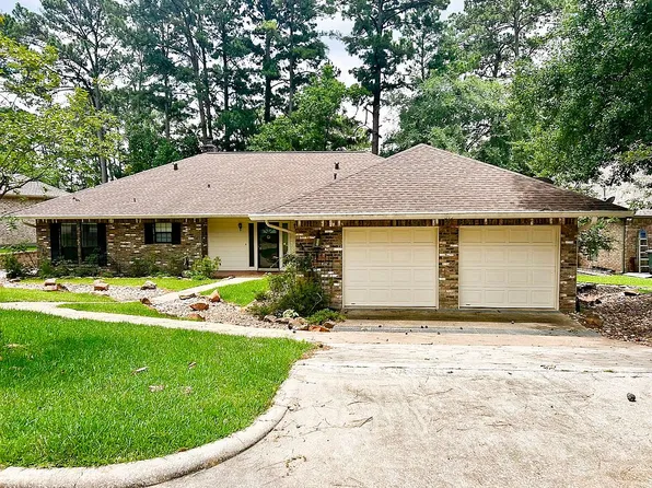 813 River Oaks Dr, Huntsville, TX 77340