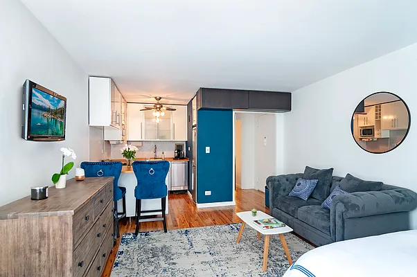 Sold by Compass | media 5