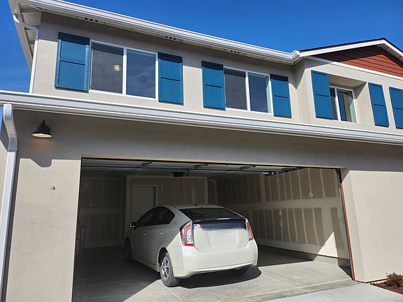 3rd image of 495 Live Oak Rd #495