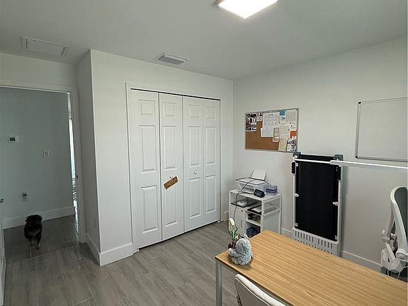 4th image of 3605 11th St SW