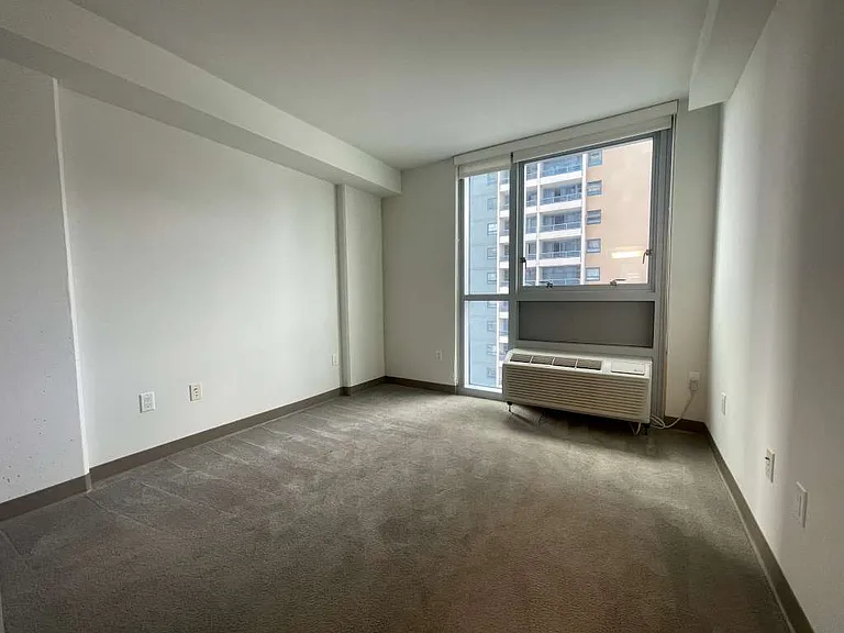 988 Halekauwila St #1103 — Photo 8