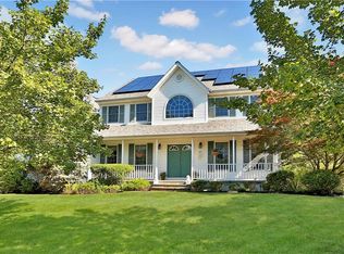 17 Charles St, Nanuet, NY 10954