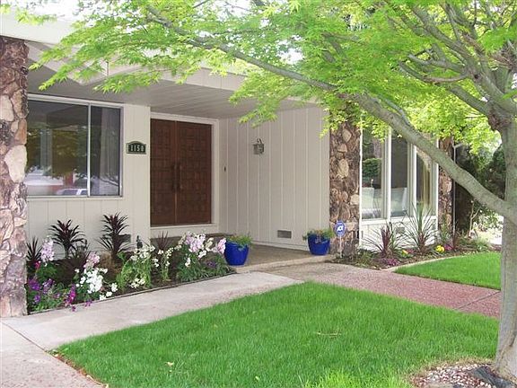 4th image of 1150 McClaren Dr