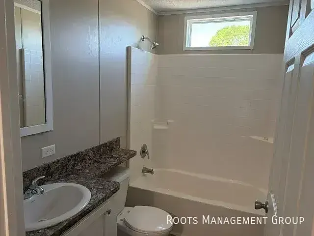 2300 E Philip Ave #23 — Photo 14