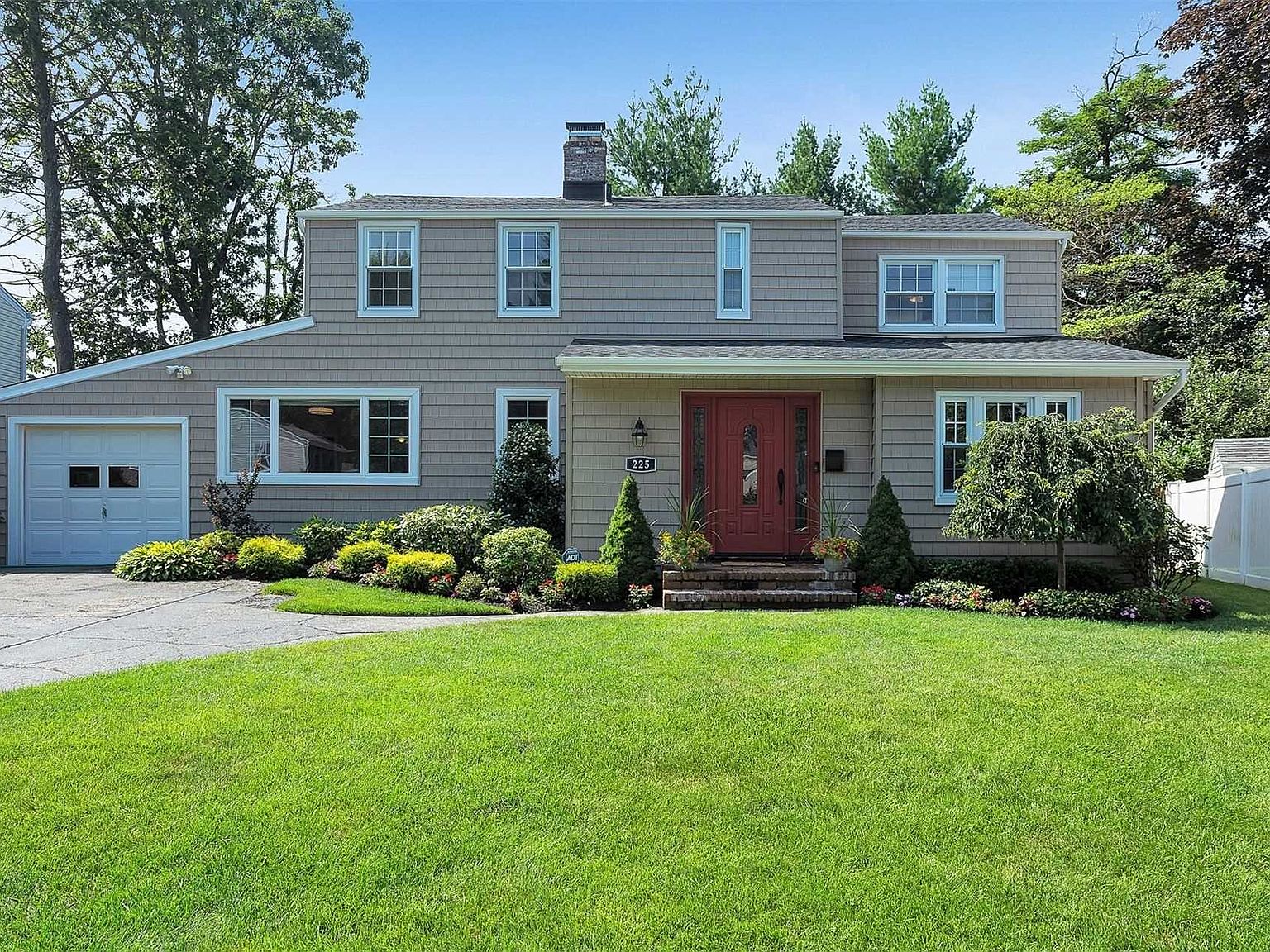 225 Hillturn Ln, Roslyn Heights, NY 11577 Zillow