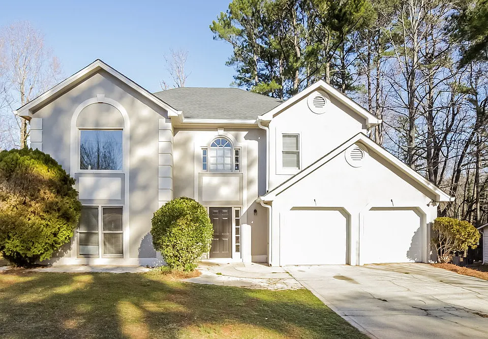 5690 Roundelay Way