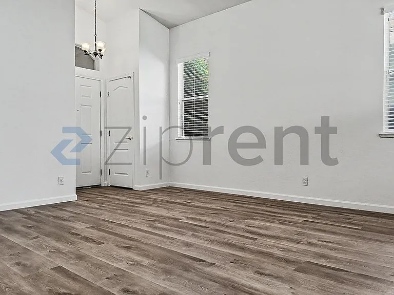 1773 Atwell St — Photo 11