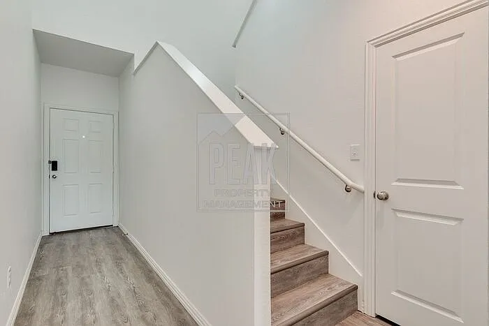 3220 S Cherry Ln — Photo 10