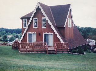 2272 Sunday Rd, Hico, WV 25854